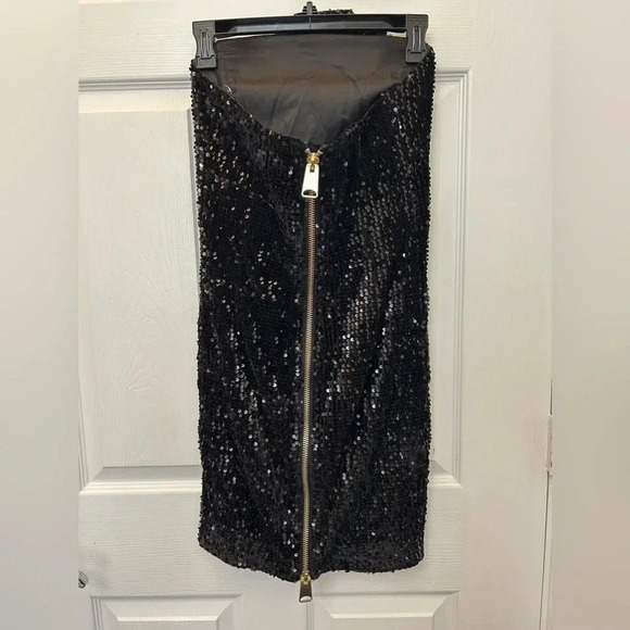 ELLAE LISQUE SEQUIN DRESS small - Picture 2 of 4